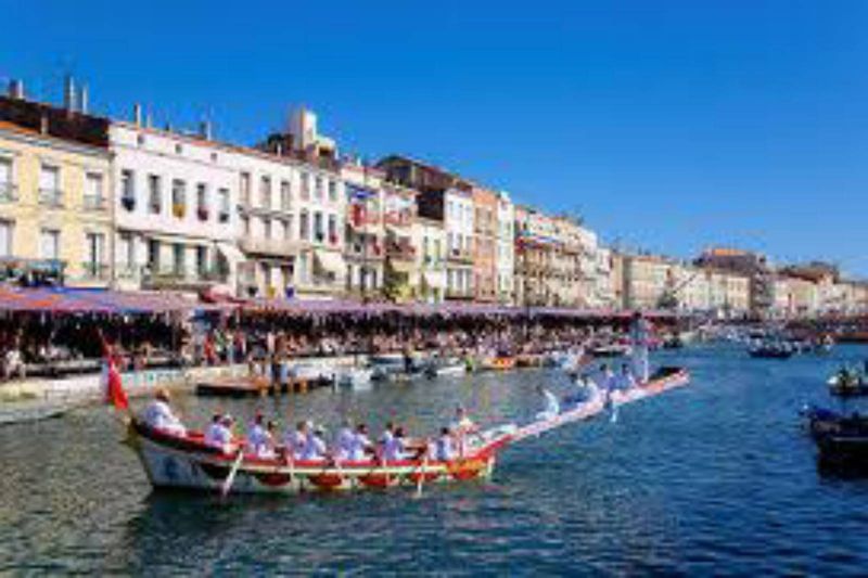 Sète ville d'eau et de traditions 20 min de Vias-Plage
